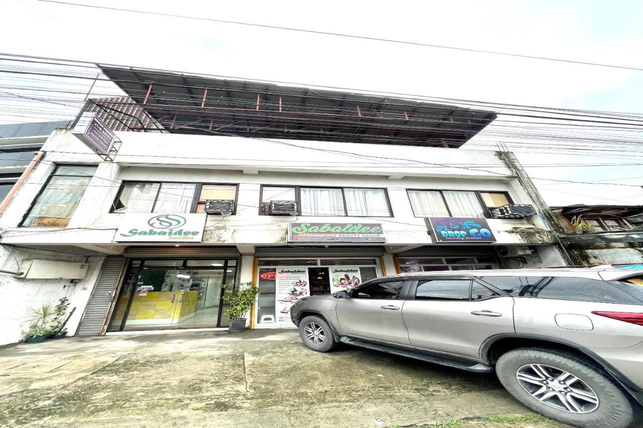 Oyo 910 Sabaidee Suites Mandaue Bagian luar foto